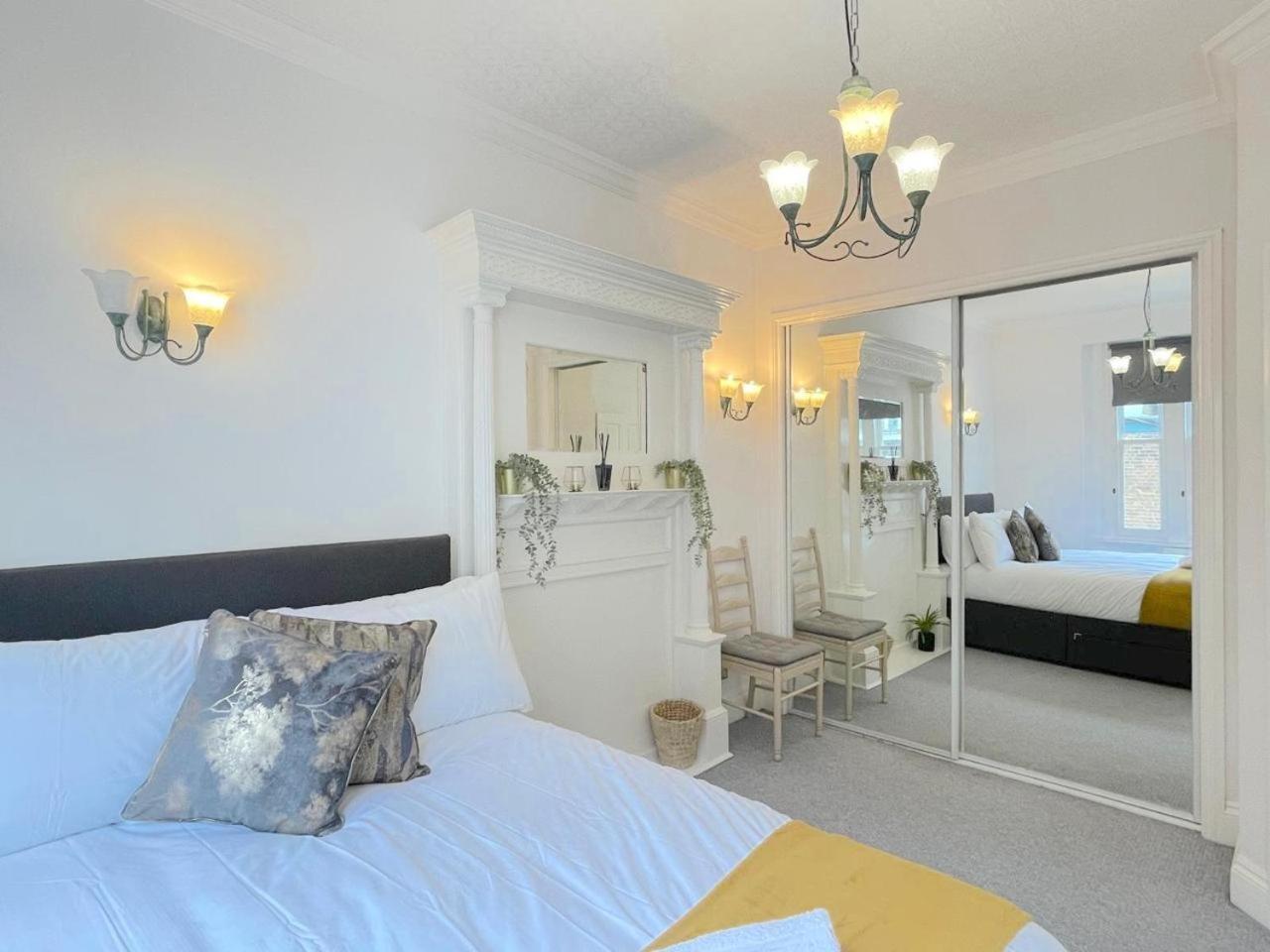 Luxury Apartment In Paddington London Exteriör bild