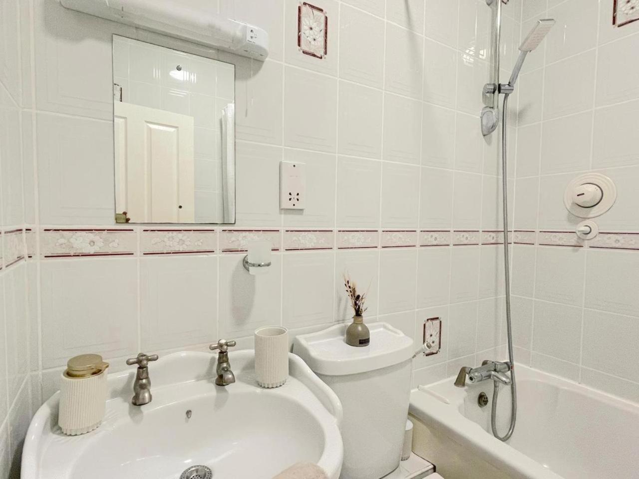 Luxury Apartment In Paddington London Exteriör bild