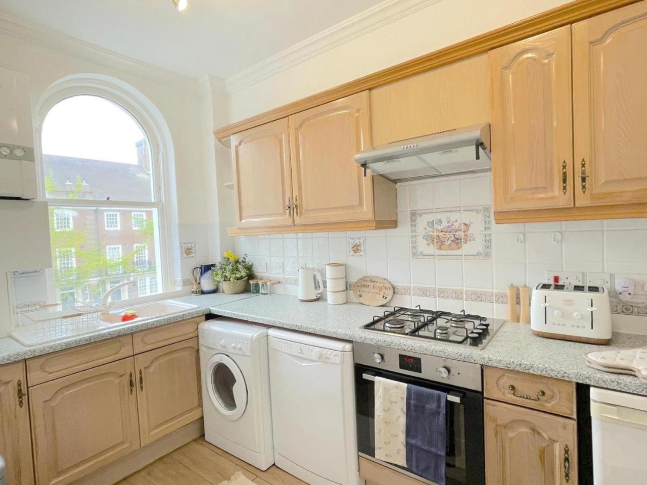 Luxury Apartment In Paddington London Exteriör bild
