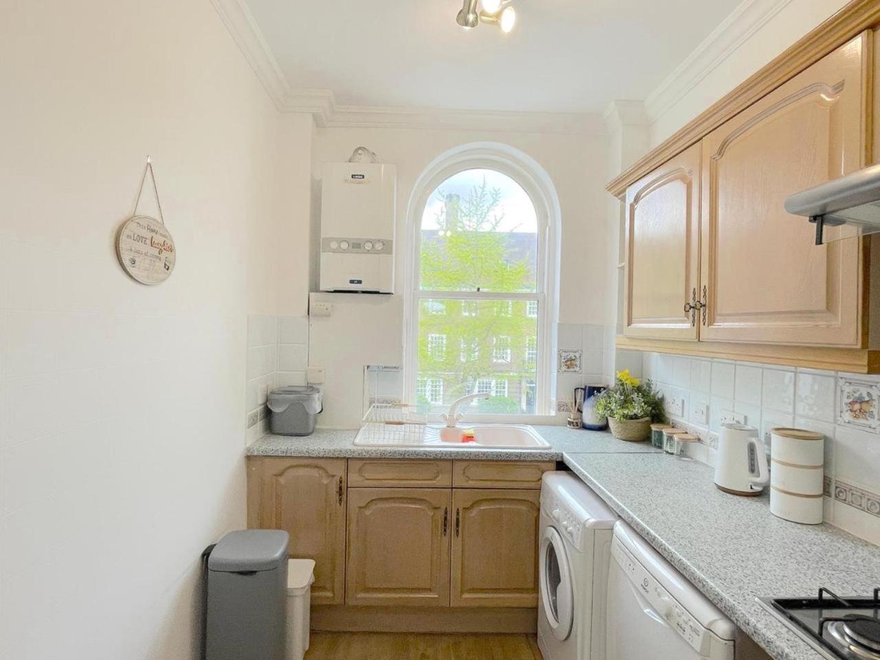 Luxury Apartment In Paddington London Exteriör bild